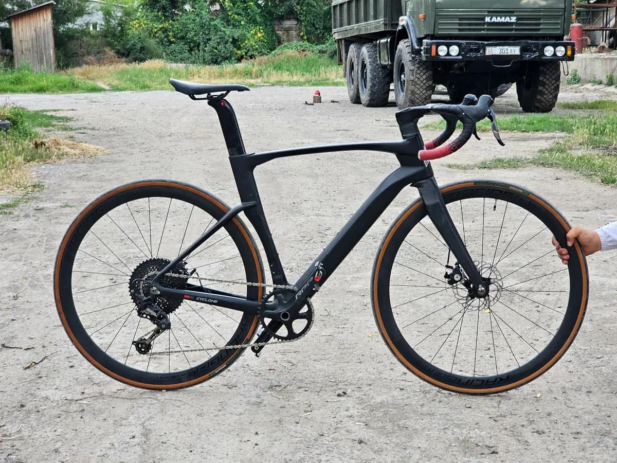 ПРОДАЮ Шоссик TWITTER CYCLONE GEN3 (3RD)